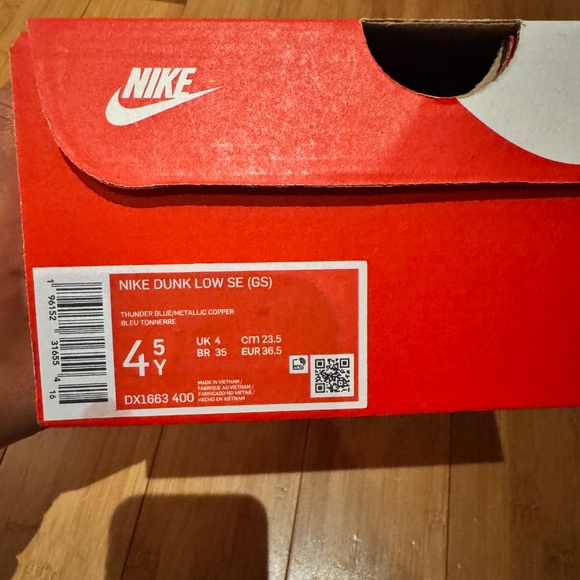 Nike Dunk Low SE (GS) Thunder Blue / Metallic Copper Size: 4.5Y (Women's 6) - Picture 4 of 4